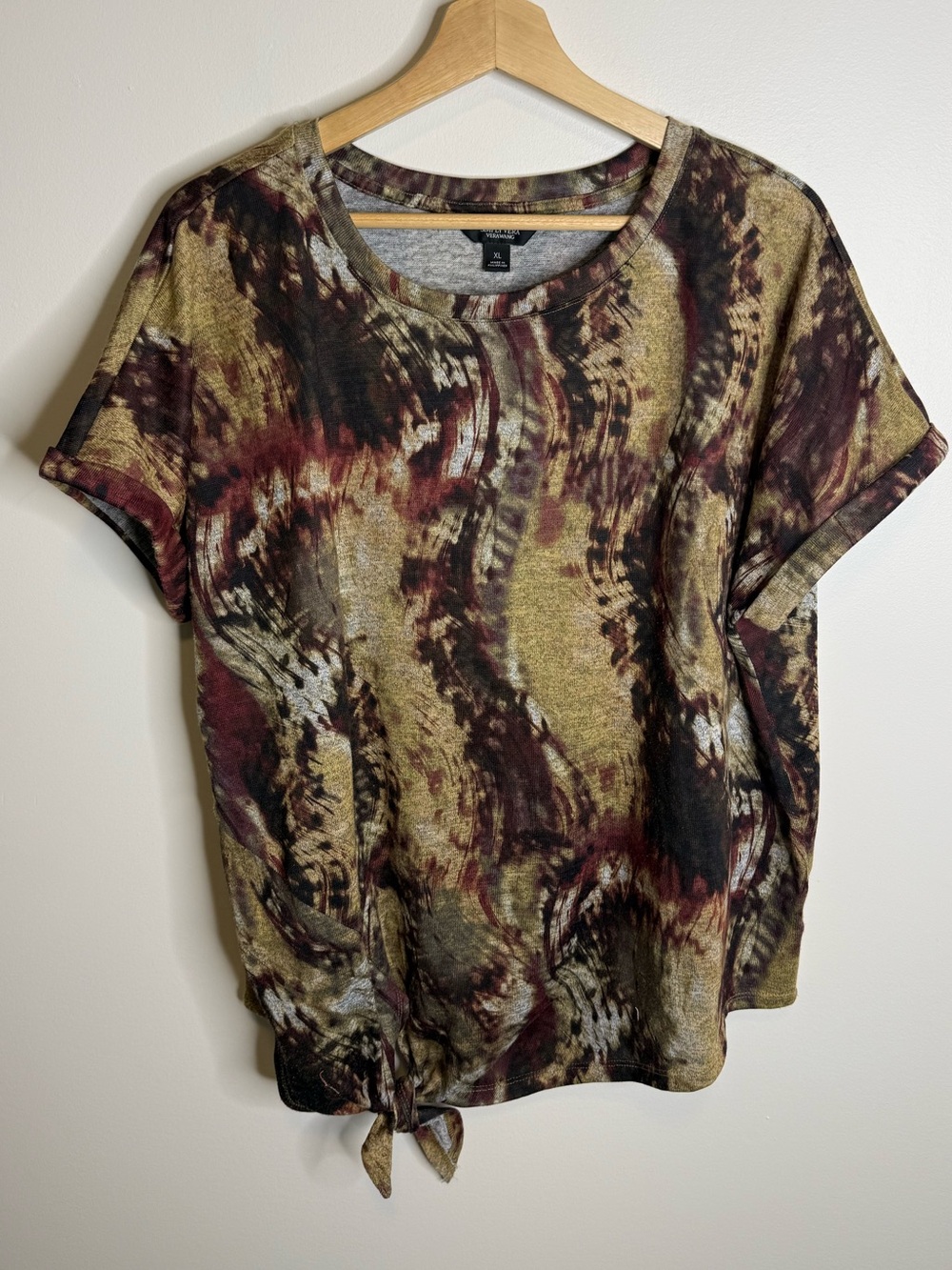 Simply Vera Vera Wang Short-Sleeve Tie-Hem Blouse in Olive, Burgundy & Black XL